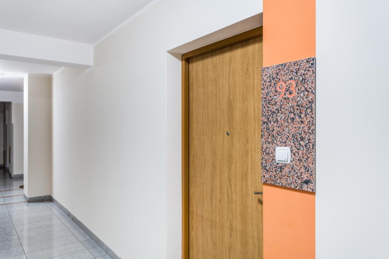 Resinest Apartamenty Kaczorowskiego 7 Белосток Экстерьер фото